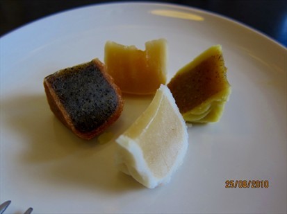 Samples of mooncake