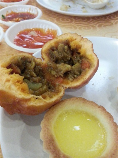 curry bao and eggtart