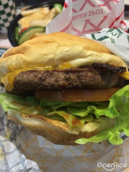 Bacon burger up close!